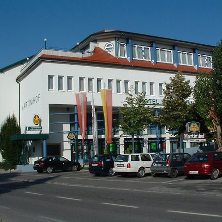 Hotel - Restaurant Martinihof Lajtaszentmiklós Kültér fotó