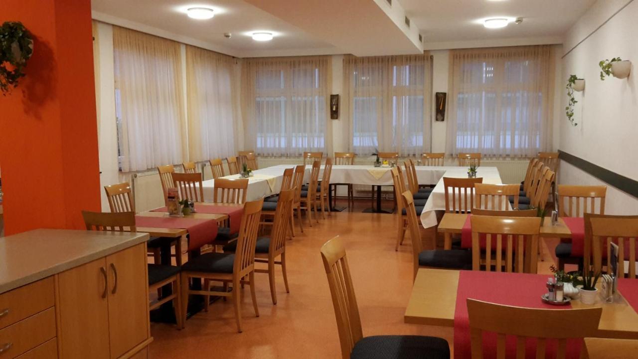 Hotel - Restaurant Martinihof Lajtaszentmiklós Kültér fotó